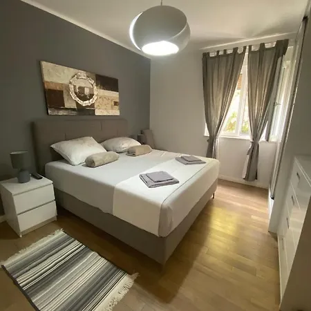 Toro Apartment